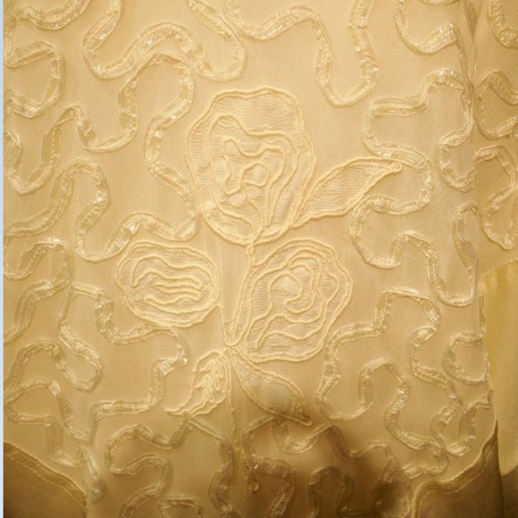 Euro-Trend Antique White Embellished Tunique Shirt - Picture 6 of 8